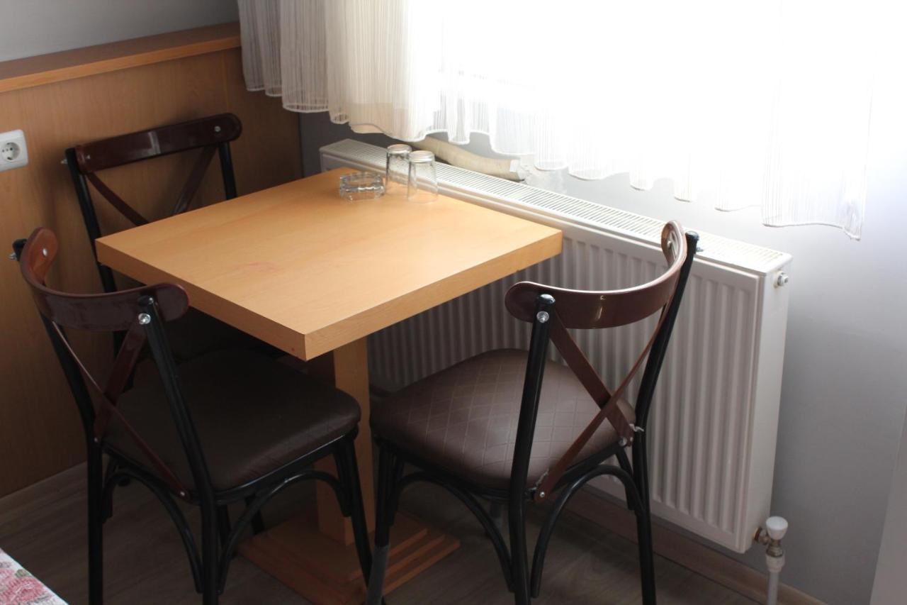 Hotel Oezsefa Istambul Extérieur photo